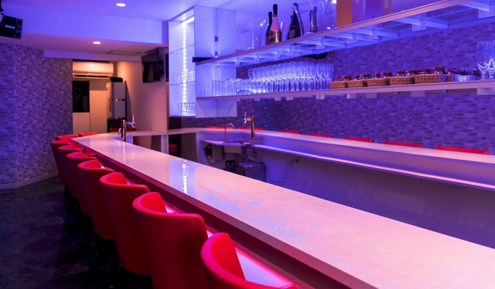 Girlsbar epic 店内写真
